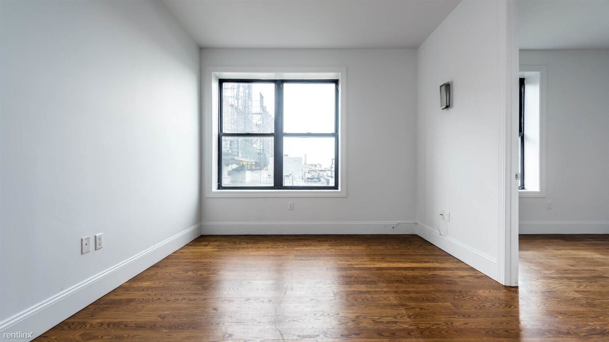 Primary Photo - 1625 Putnam Ave