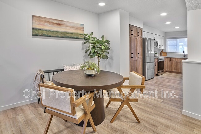 Building Photo - 1203-1163 163 St SW