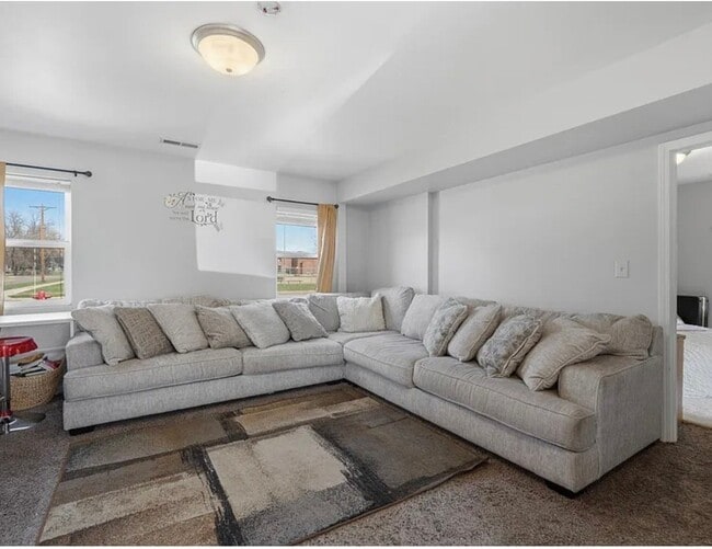 Foto del edificio - 1525 5th Ave NW