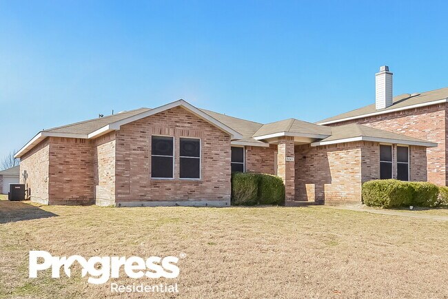 Building Photo - 3041 Paint Brush Pl