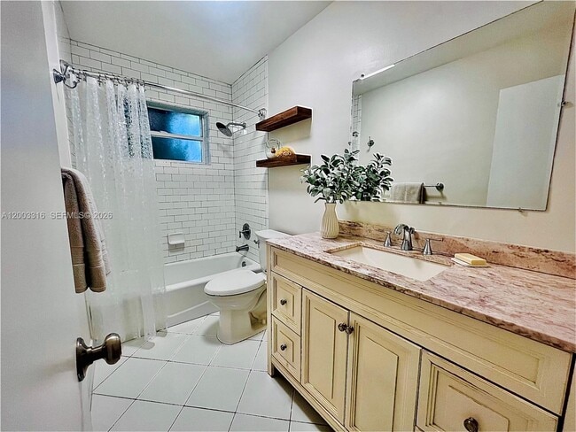 Foto del edificio - 9840 SW 165th Terrace