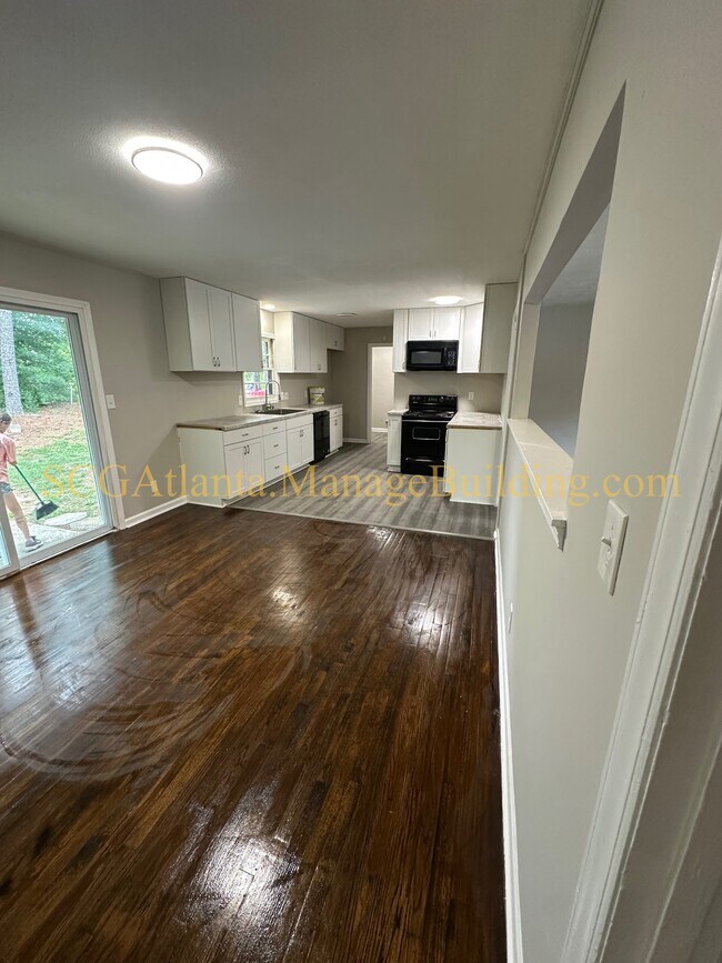 Foto del edificio - 2639 Lilac Dr