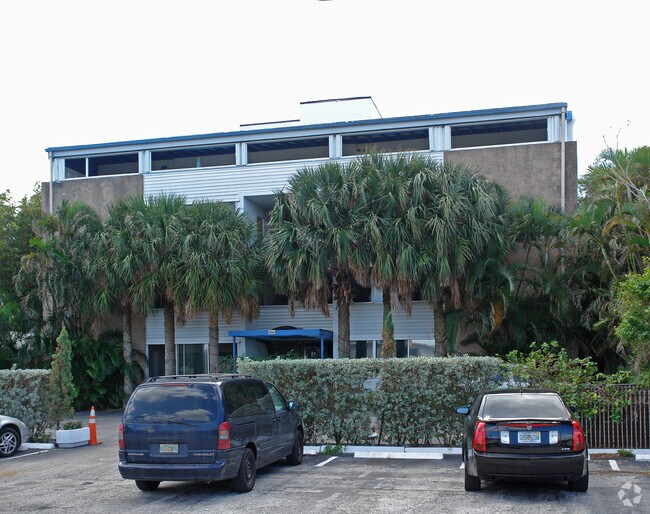 Building Photo - Villa Fontana