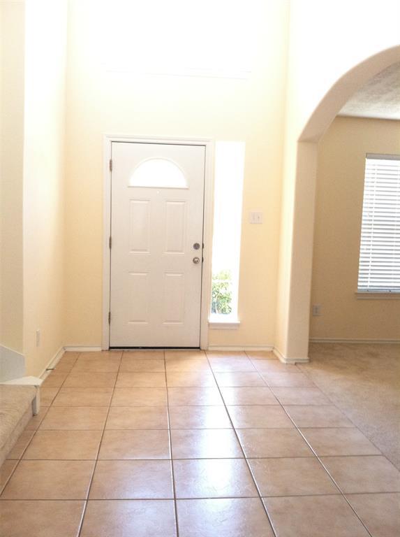 Foto del edificio - 6406 Bonnie Chase Ln