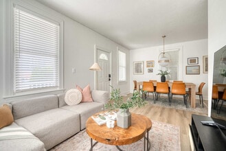 Building Photo - 4128 N Montana Ave