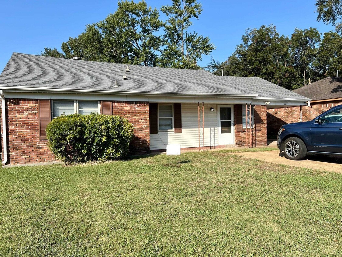 Primary Photo - 4106 Knight Arnold Rd