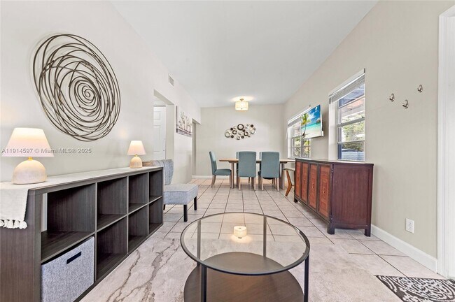 Foto del edificio - 1125 NE 5th Ave