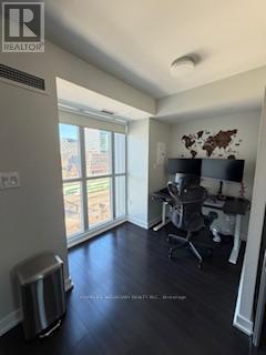 Photo du bâtiment - 151 Dan Leckie Way