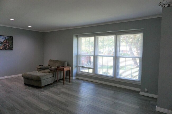 Foto del edificio - 1607 Arlington St