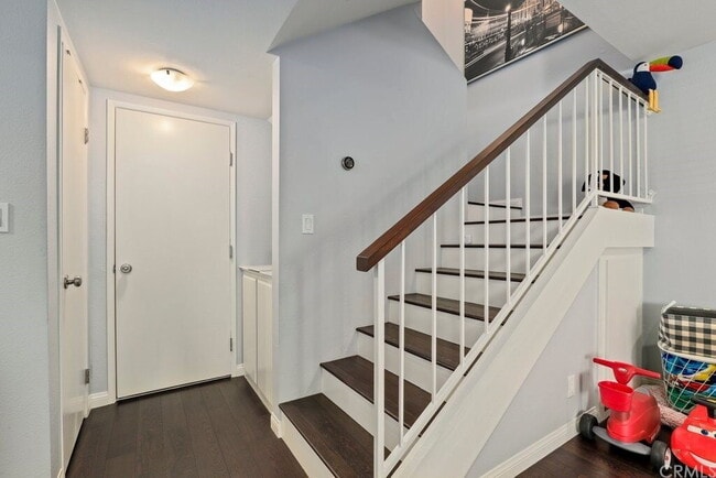 Foto del edificio - Bright and Comfortable Living