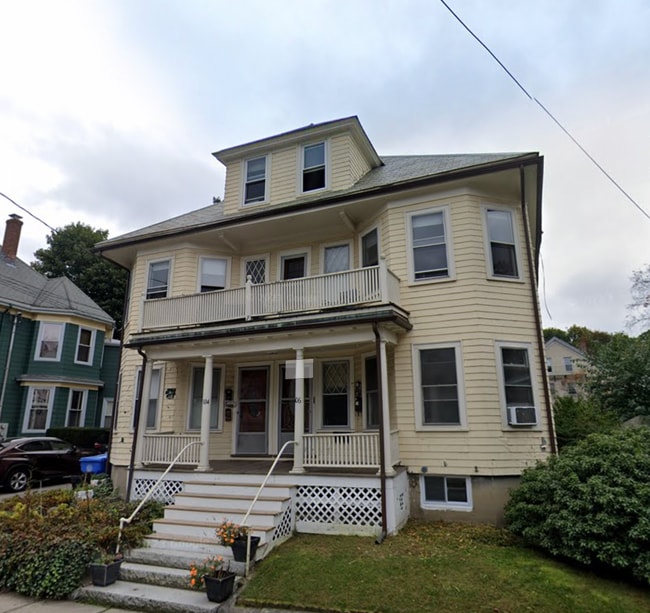 Building Photo - 106 Sycamore St