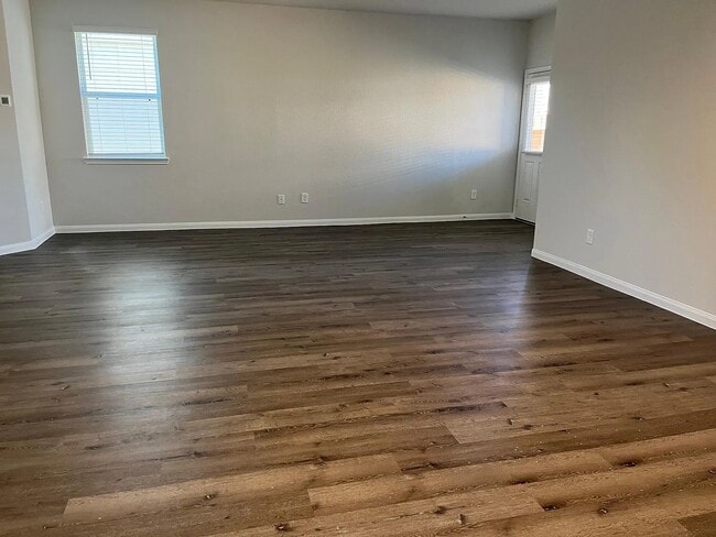 Building Photo - 23646 Rainbow Eucalyptus Dr