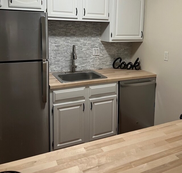 3 - 3370 Madison Ave