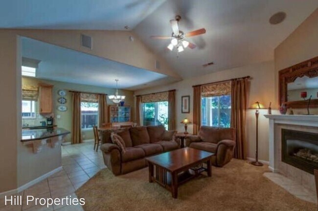 Building Photo - 4 br, 2 bath House - 1213 Whitewood Way