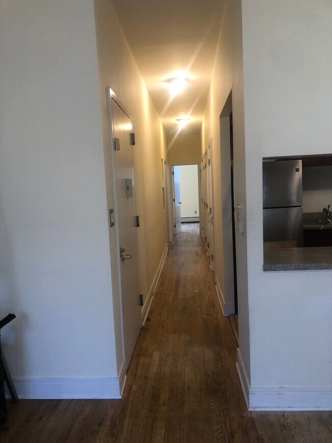 Foto del edificio - 34 W 130th St