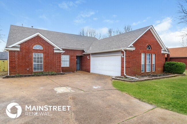 Building Photo - 7013 Juanita Cir S