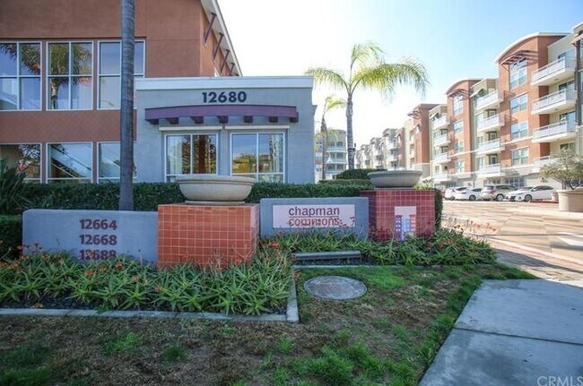 Building Photo - 12664 Chapman Ave