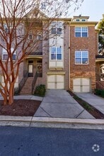 Building Photo - 2022 Cobblestone Cir NE