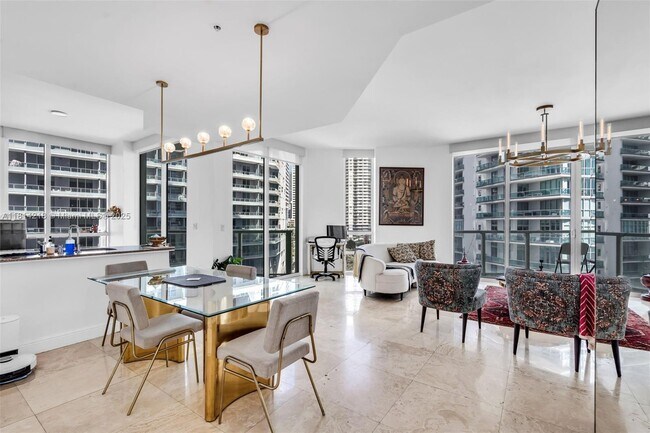 Foto del edificio - 218 SE 14th St