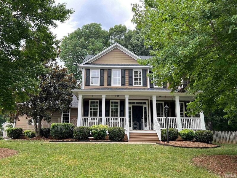 Primary Photo - 210 Chatham Forest Dr