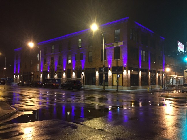 Foto del edificio - 1 Woodbury Blvd