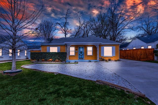Foto principal - 3709 White Settlement Rd