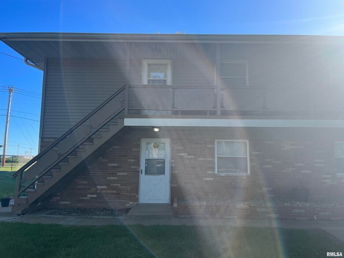 Primary Photo - 6 Coral Ridge