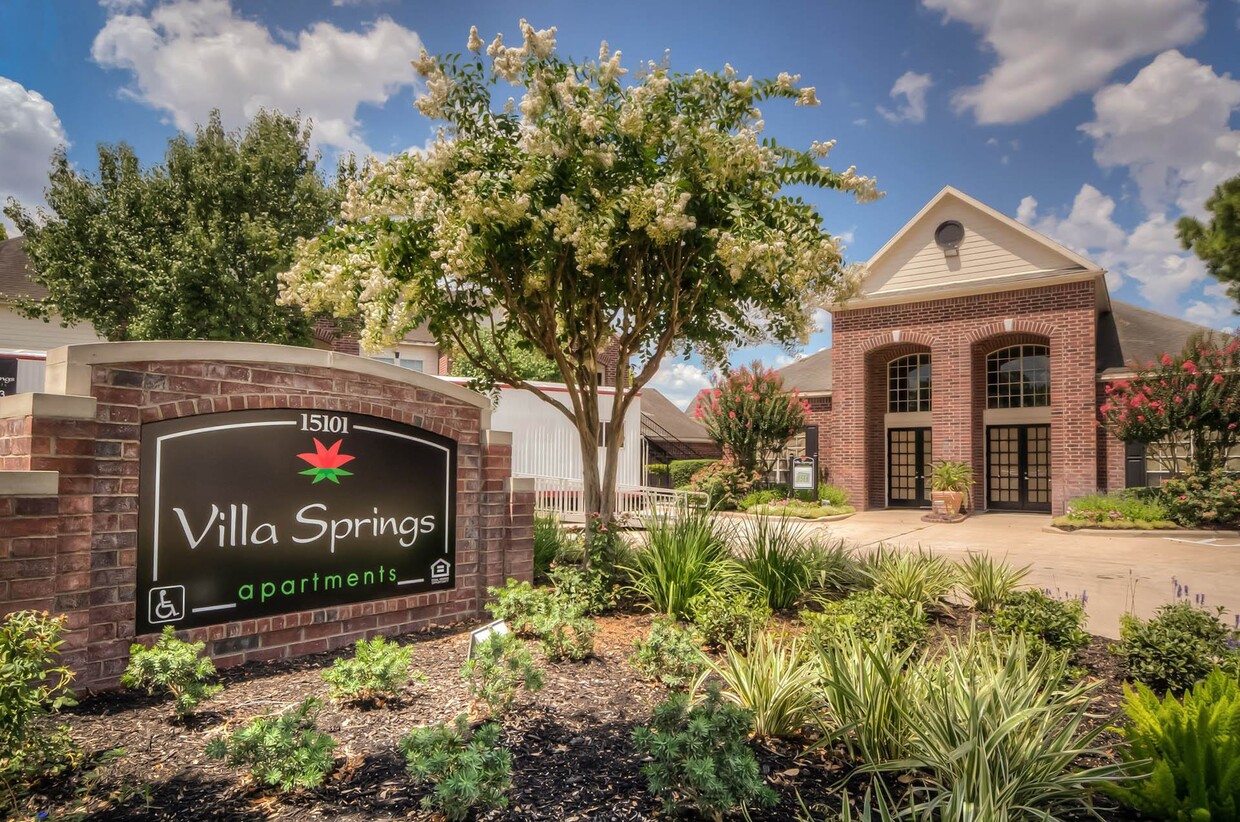 Primary Photo - Villa Springs