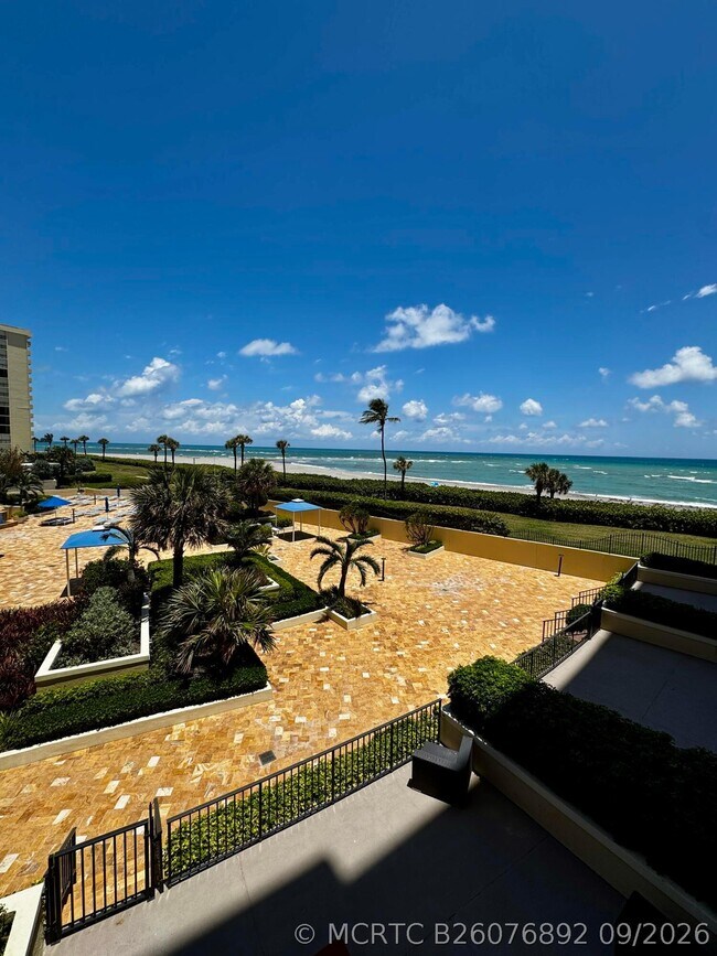 Building Photo - 100 Ocean Trail Way