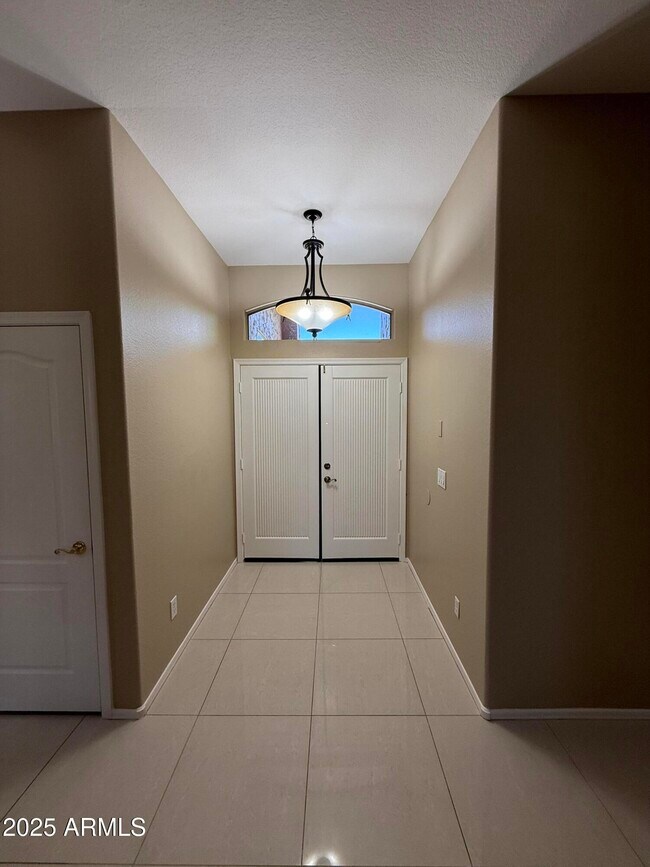 Foto del edificio - 21570 N 72nd Way