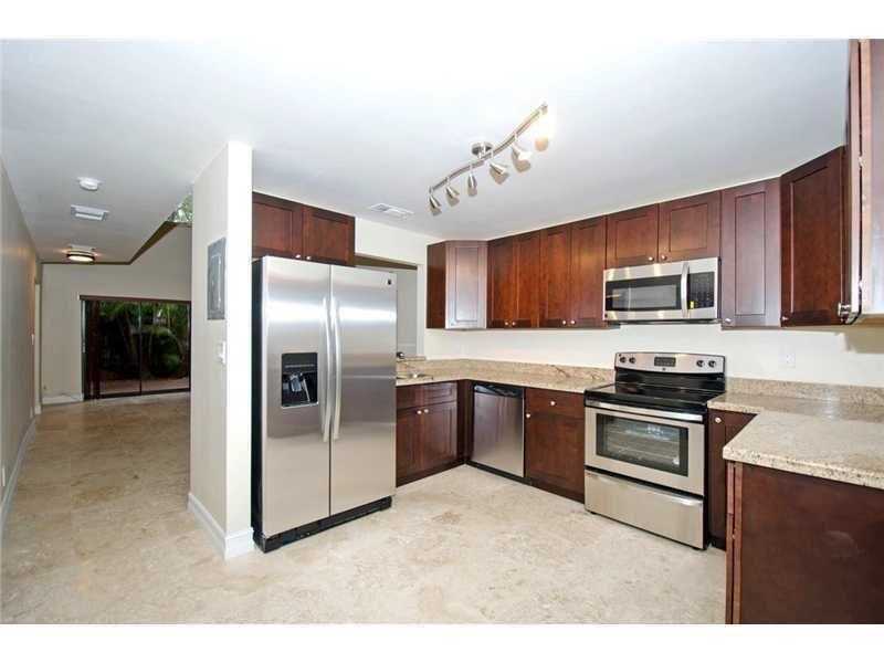 Primary Photo - 313 City View Dr