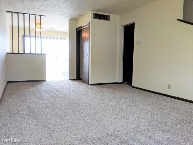 Foto del edificio - 2 br, 1.5 bath Townhome - 7245 Ames Cir