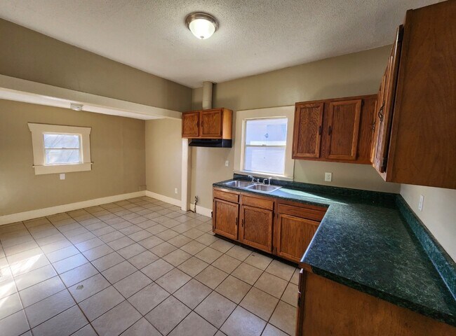 Foto del edificio - 2129 30th Ave N