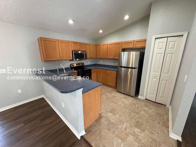 Foto del edificio - 2219 15th Ave E