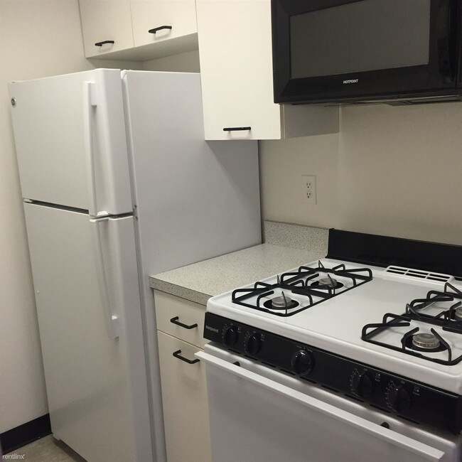 Foto del edificio - 6418 99th St