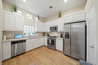 Building Photo - 8705 Bryam St