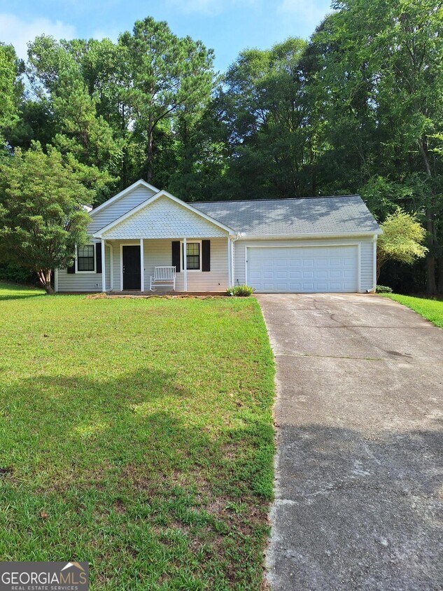 Primary Photo - 135 Grindstone Way