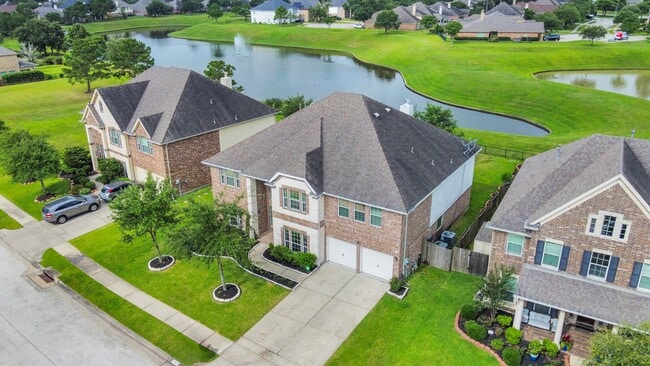 Building Photo - 14311 Lakepointe Bend Ln