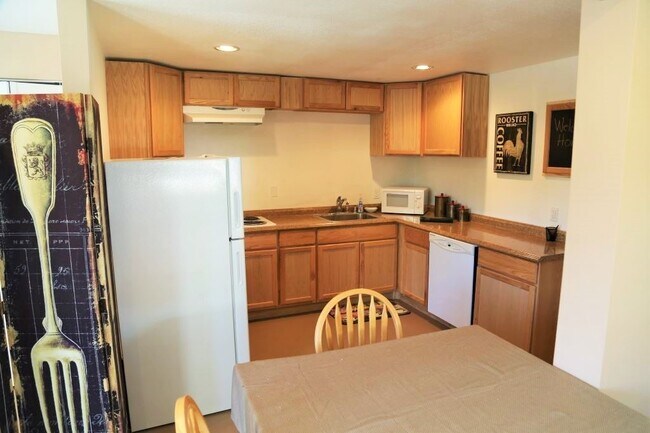Foto del edificio - 4030 SW Western Blvd