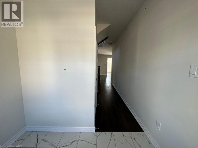 Building Photo - 17 Cahill Dr