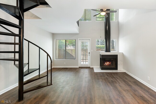 Foto del edificio - 20 Finch Trail NE