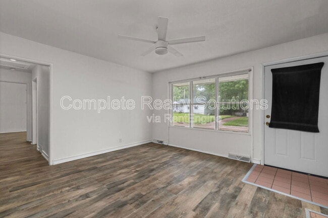 Building Photo - 1736 Nemnich Rd