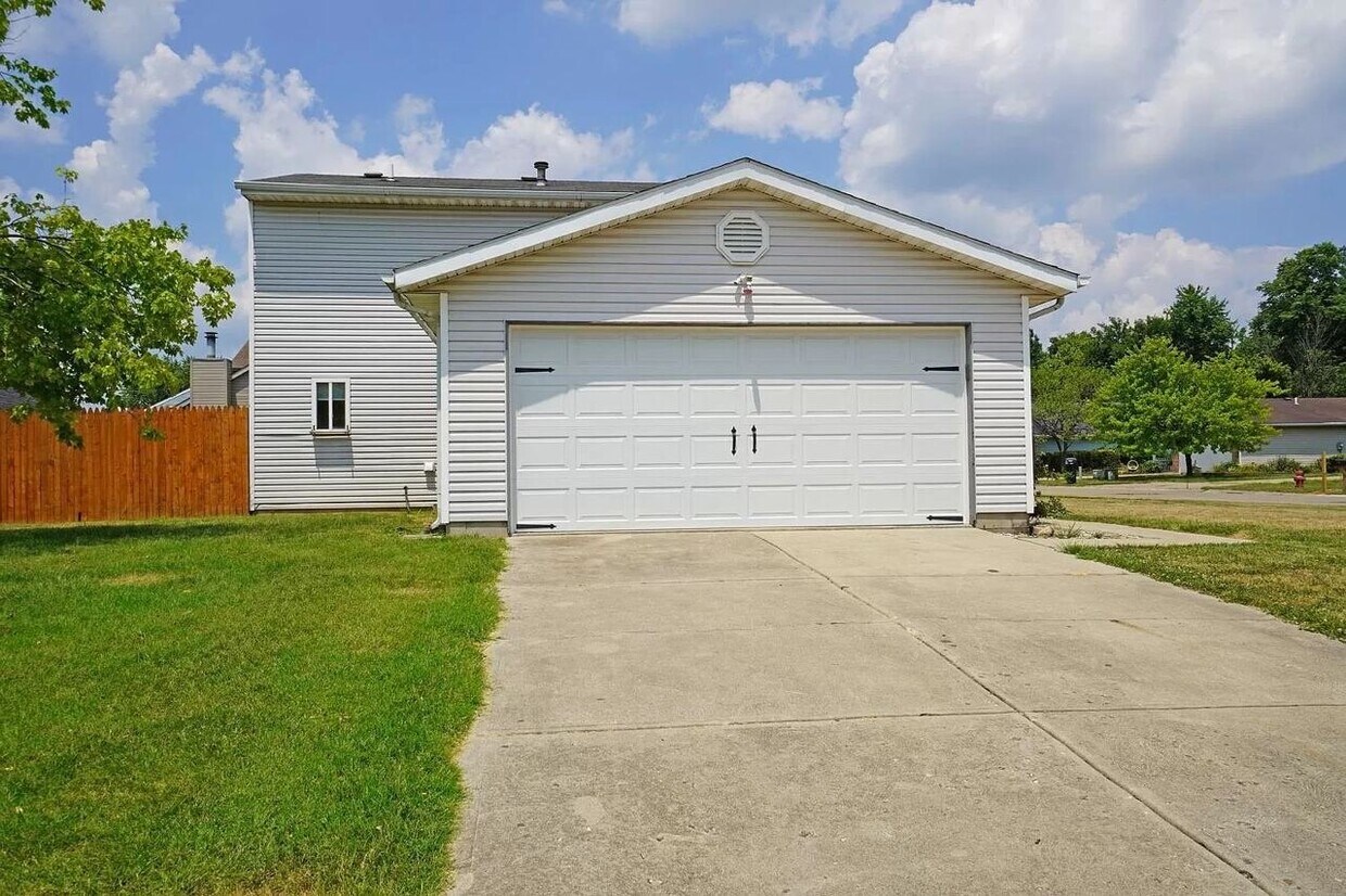 Primary Photo - 3761 Lacy Ct