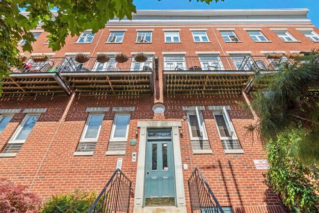 Foto del edificio - 230 Monroe St