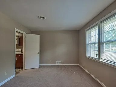 Building Photo - 205 Bob White Ave