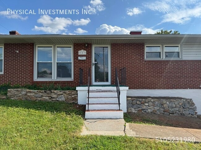 Foto del edificio - 227 Maplelawn Ave NE