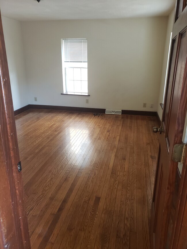 Foto del edificio - 520 E Johnson St