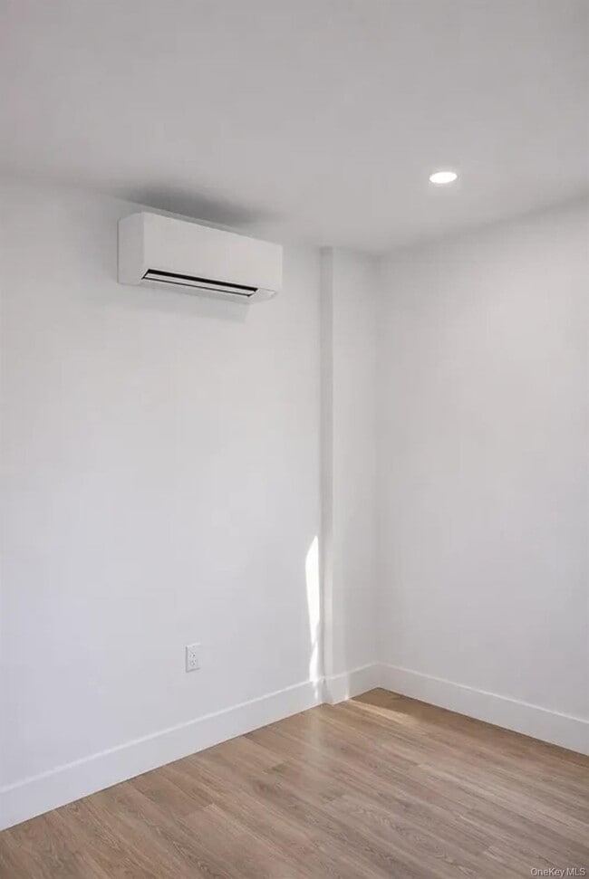 Foto del edificio - 98-07 37th Ave