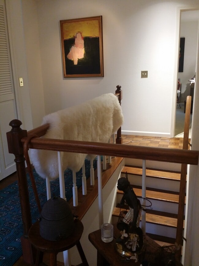 Stairway to downstairs finished basement - 27 Abbey Rd