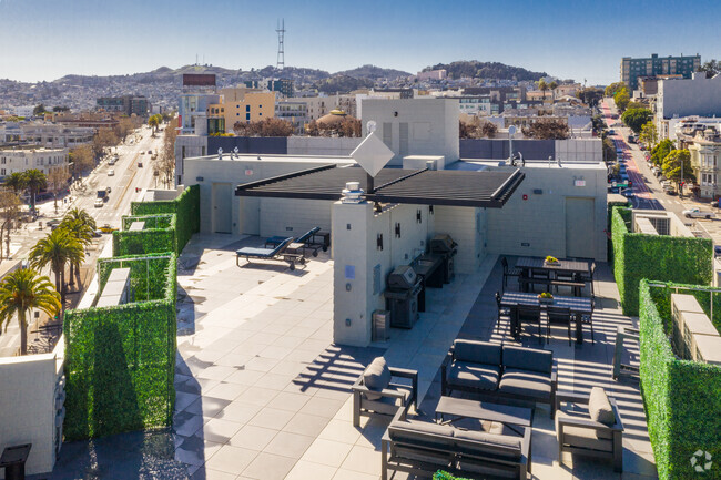 Rooftop - 1700 Market St